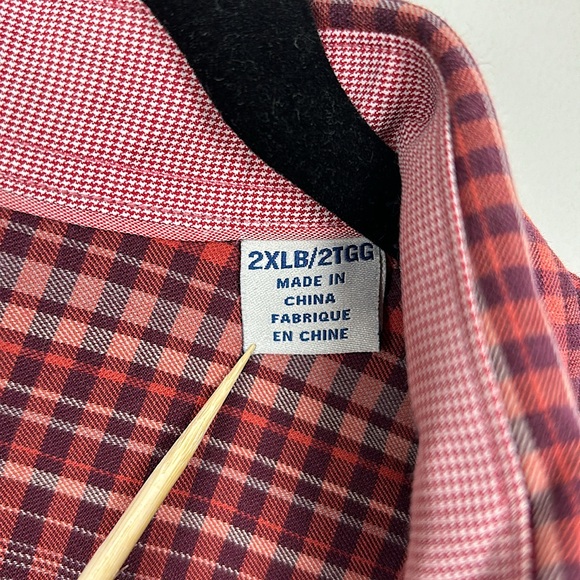 TOMMY BAHAMA button down men's shirt SIZE 2XLB COTTON 73% SILK 24% SPANDEX 3% - Picture 3 of 5